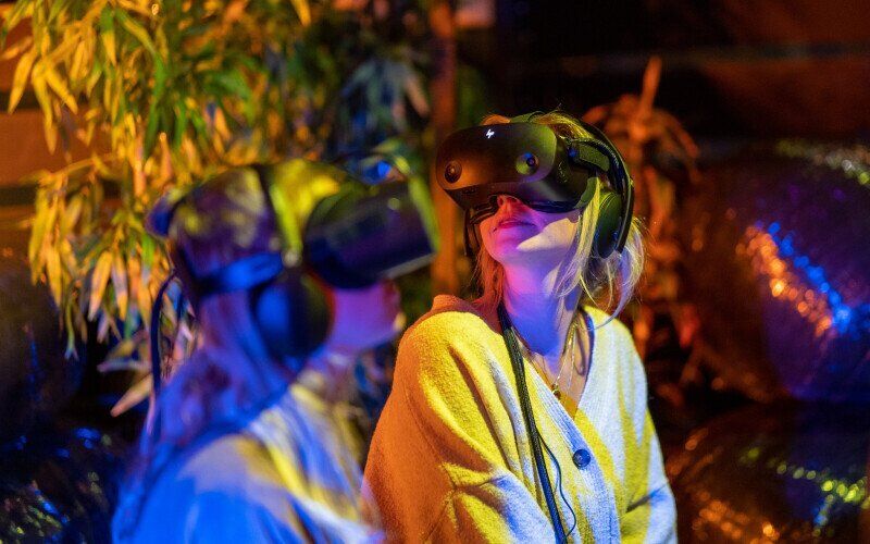 Visitors explore immersive VR as part of the Nu:Reality project in cinemas across the Netherlands. © Nu:Reality